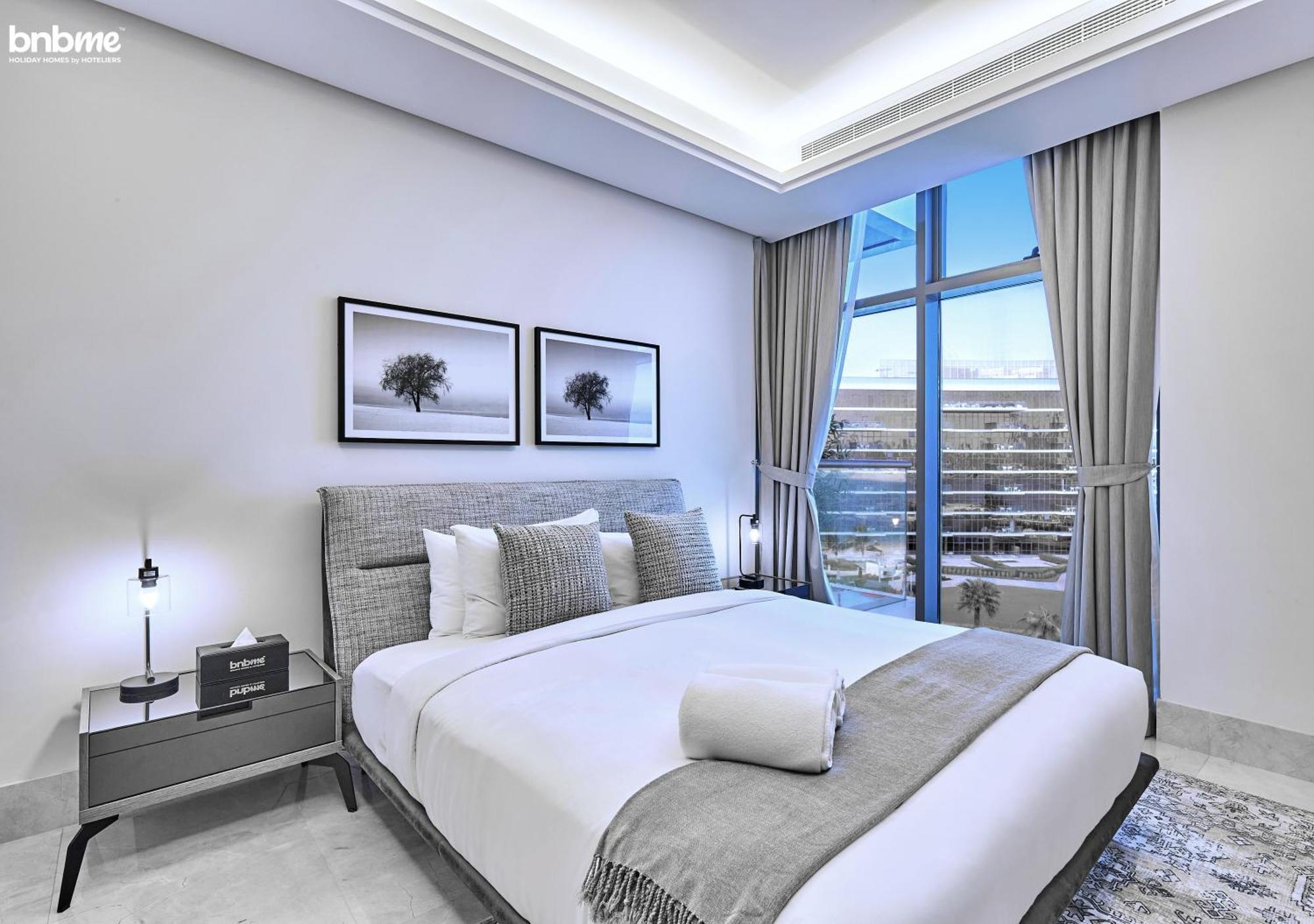 Bnbme - Th8 Palm Hotel Dubai Exterior photo