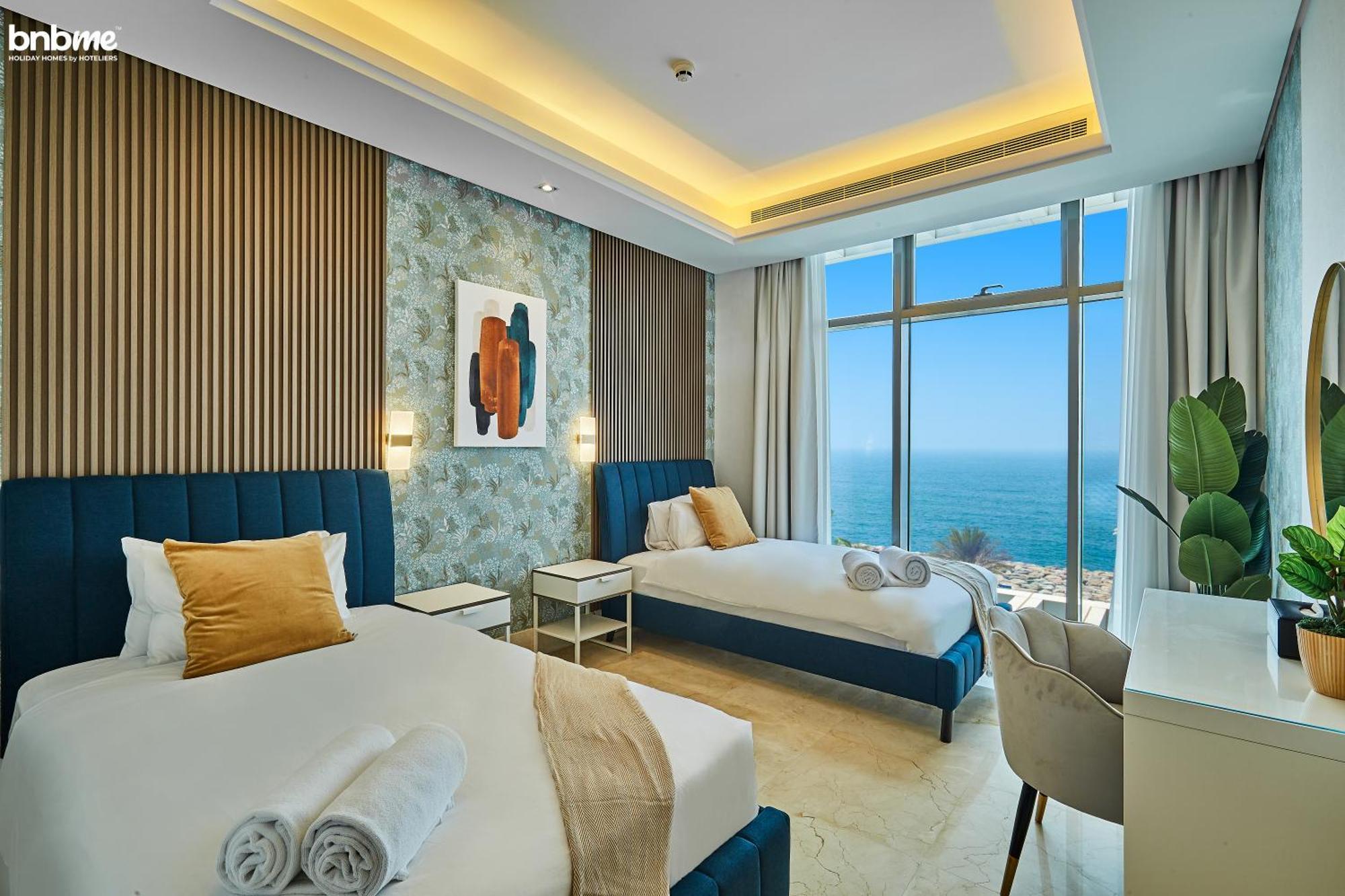 Bnbme - Th8 Palm Hotel Dubai Exterior photo