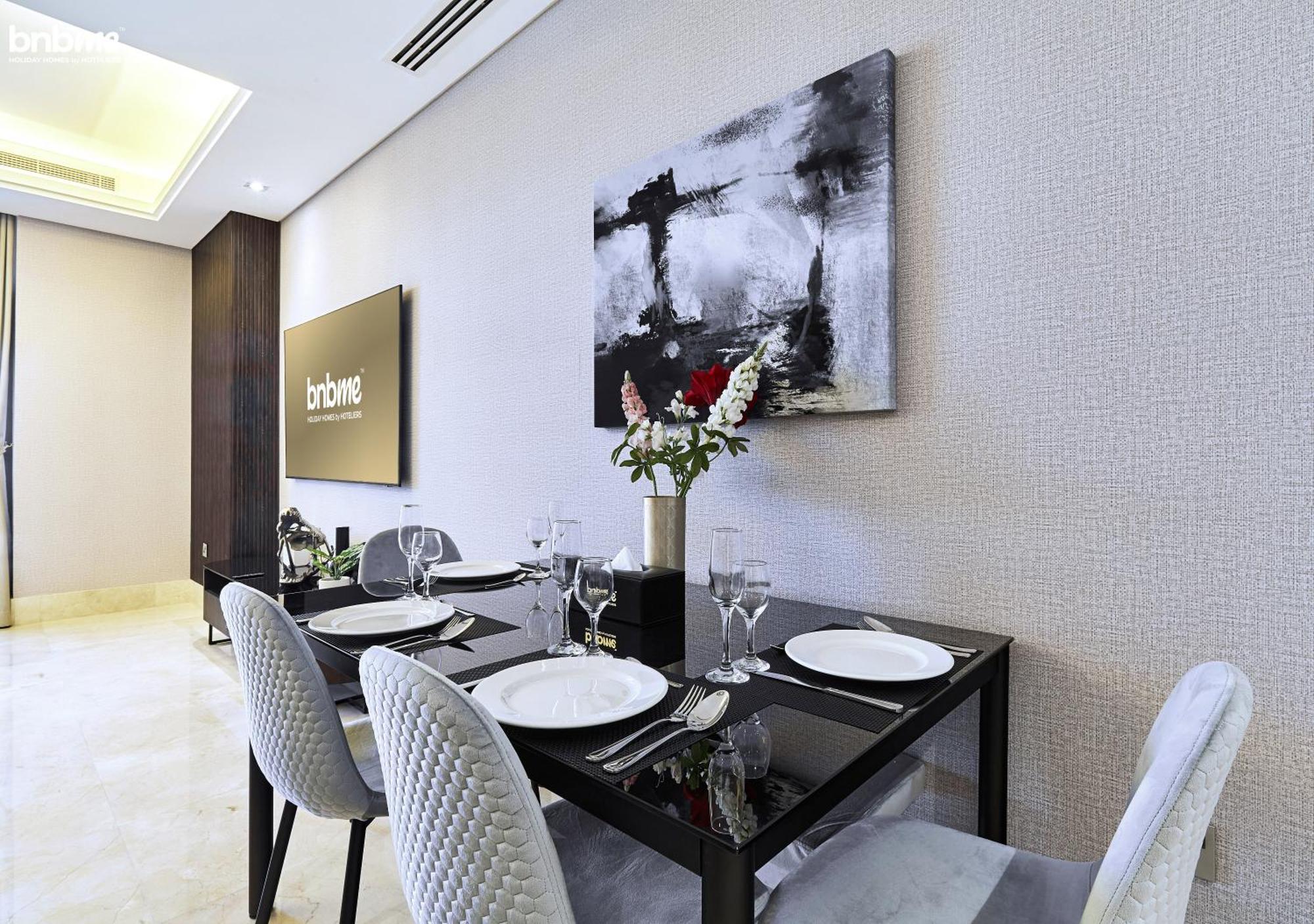 Bnbme - Th8 Palm Hotel Dubai Exterior photo