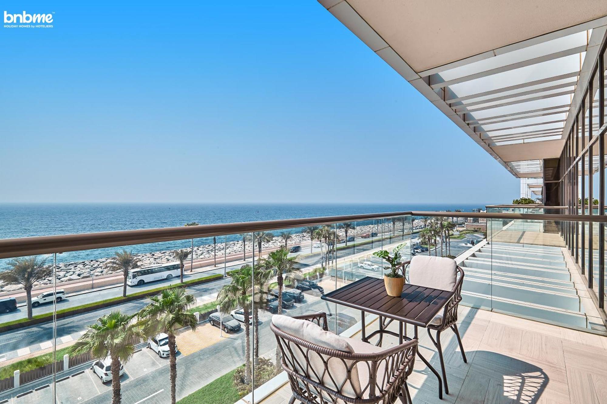 Bnbme - Th8 Palm Hotel Dubai Exterior photo